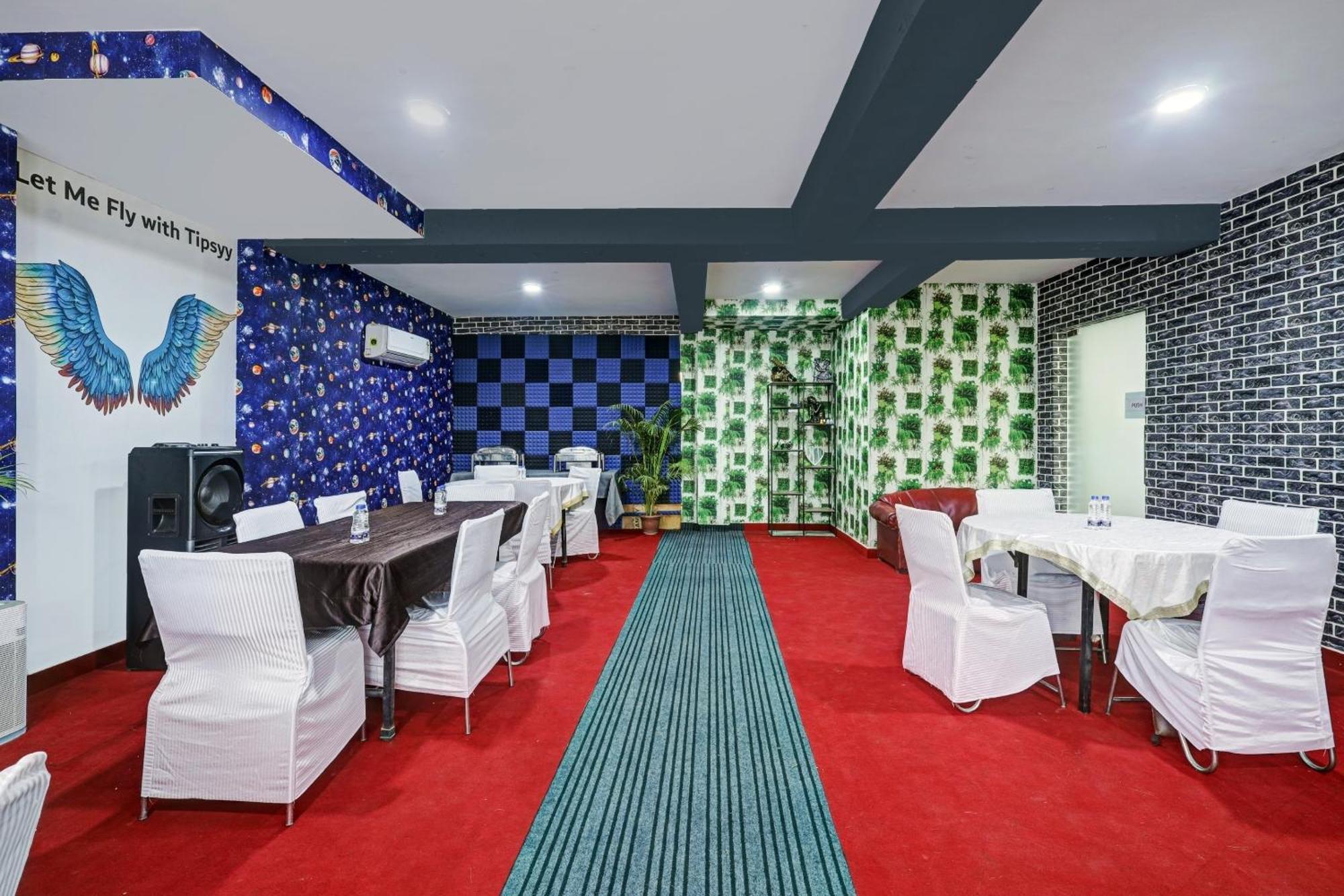 Super Townhouse Tipsyy Near Bestech Central Square Mall Gurgaon Exterior foto